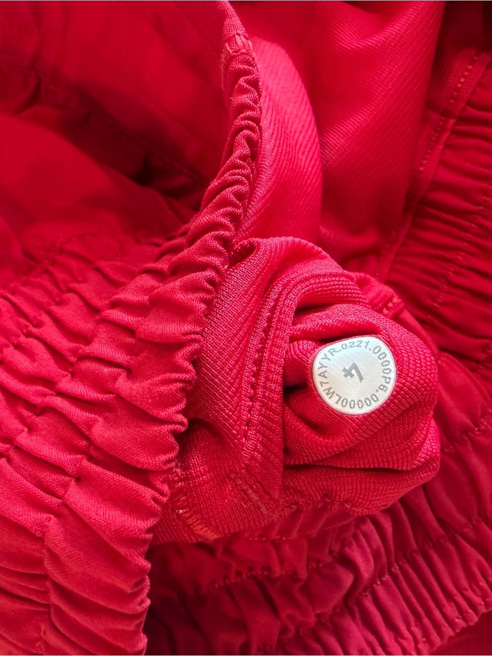 Lululemon Hotty Hot High-Rise Lined Short 2.5" Shorts - red - Picture 3 of 3
